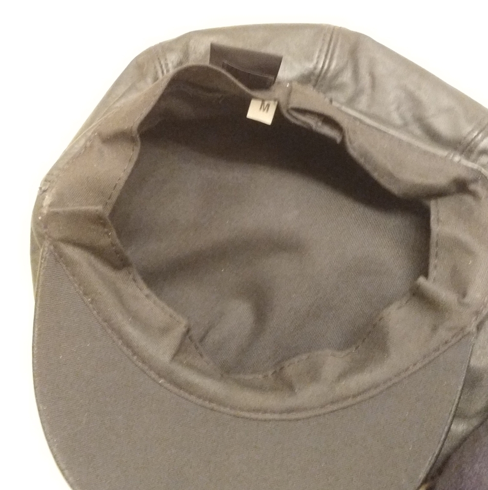 Harley-Davidson Vintage Black Leather Cap with Red Logo - Picture 15 of 15